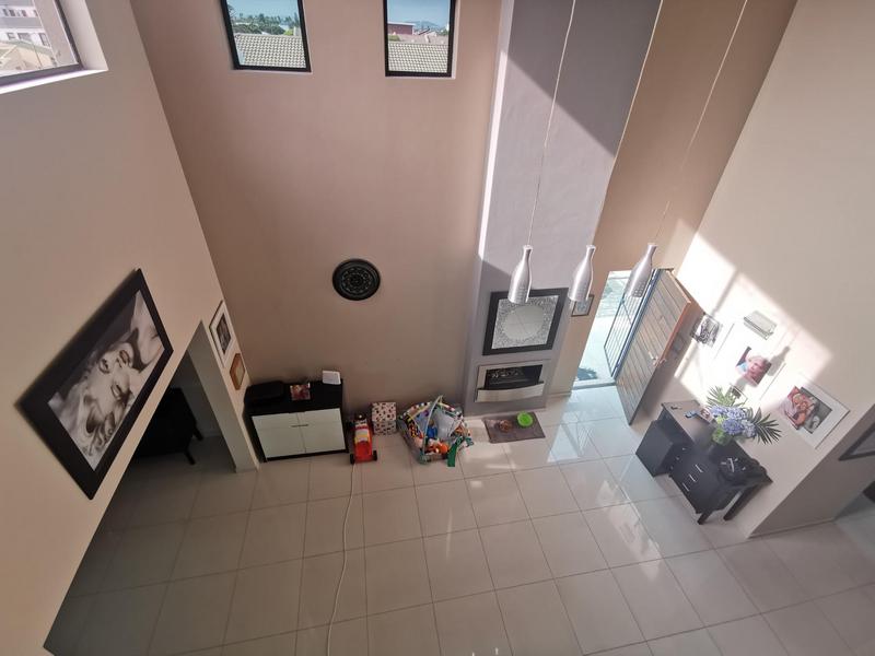 To Let 3 Bedroom Property for Rent in Bloubergrant Western Cape